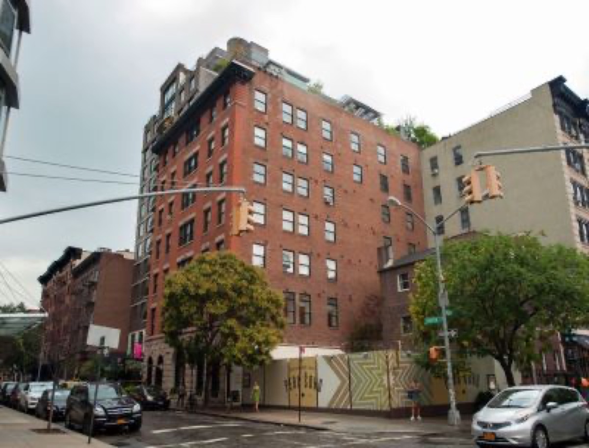 54 Thompson St
